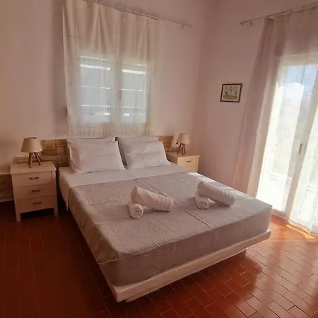 Kyknos Apartment